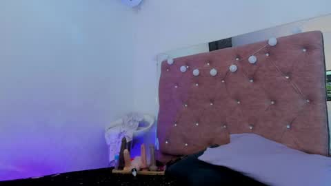 JulianaCarter online show from 05/23/26, 08:13