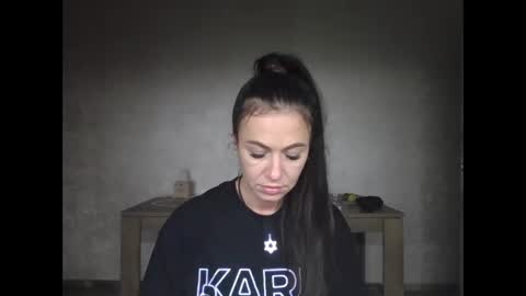 Snapshot of julianagold1 chatting on 12/08/24, 02:52 julianagold1 online show from 12/08/24, 02:52