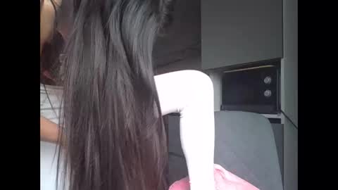 Snapshot of julianagold1 chatting on 12/17/24, 11:17 julianagold1 online show from 12/17/24, 11:17