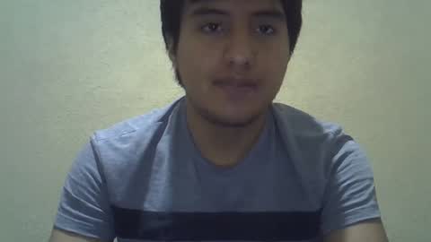 Snapshot of julianalvarez95 chatting on 12/23/24, 12:25 Julian online show from 12/23/24, 12:25
