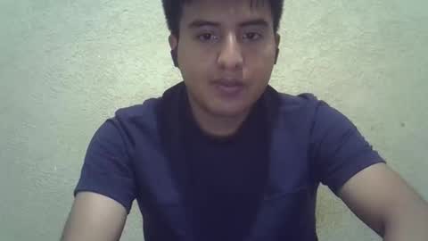 Snapshot of julianalvarez95 chatting on 03/08/25, 11:18 Julian online show from 03/08/25, 11:18