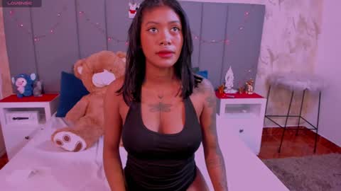 juli online show from 12/29/24, 02:17