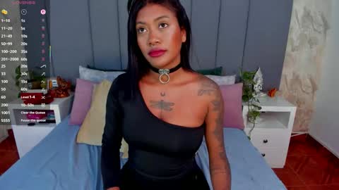 juli online show from 10/09/25, 12:52