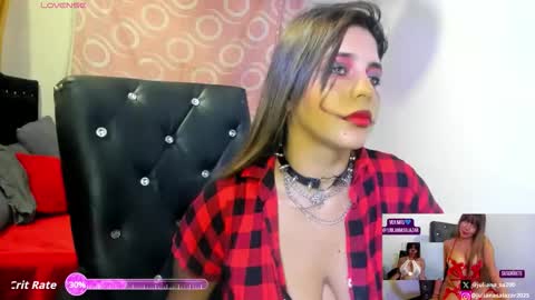 Snapshot of julianasalazar chatting on 10/13/25, 12:43 camila online show from 10/13/25, 12:43
