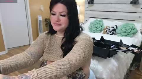 Texas Mamasita online show from 04/22/26, 03:02