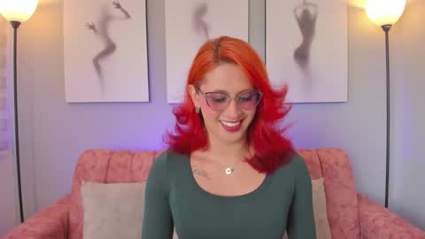 Juliana online show from 09/16/25, 01:23