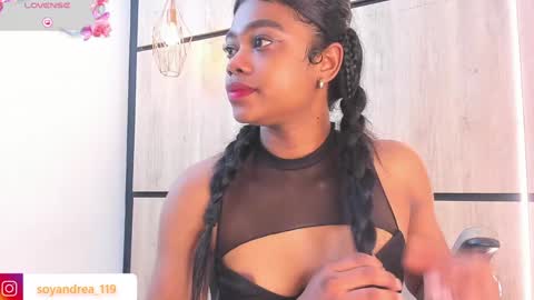 Snapshot of julianna_smith chatting on 01/14/25, 05:51 ANDREA online show from 01/14/25, 05:51