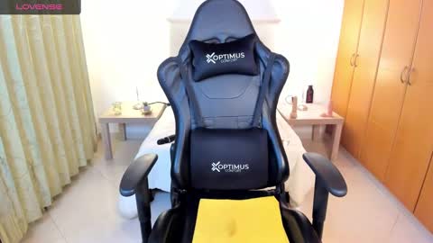 Fernanda online show from 01/08/25, 09:44