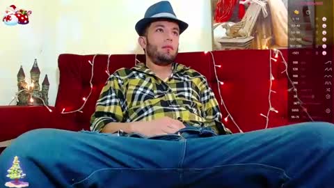 Call me  Juliano independent model online show from 12/29/24, 07:39