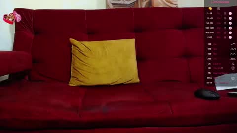 Call me  Juliano independent model online show from 02/11/25, 08:58