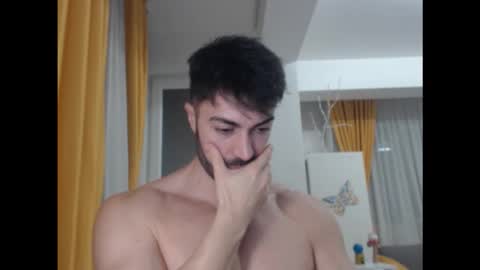 Snapshot of julianroyce chatting on 11/18/25, 11:48 JulianRoyce online show from 11/18/25, 11:48