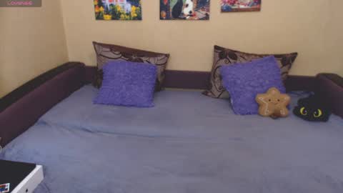 Jul online show from 04/18/26, 08:07