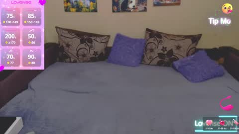 Snapshot of juliasane_ chatting on 05/12/26, 04:37 Jul online show from 05/12/26, 04:37