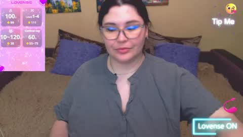 Snapshot of juliasane_ chatting on 05/30/26, 07:00 Jul online show from 05/30/26, 07:00