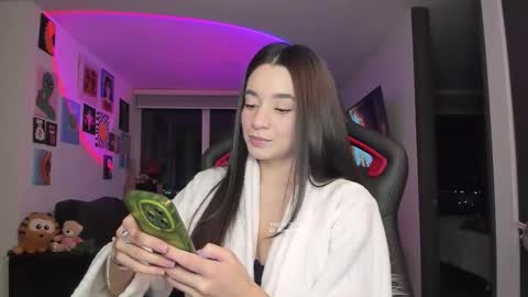 Jeimy Help me to reach 100 thumbs up online show from 02/22/26, 02:02