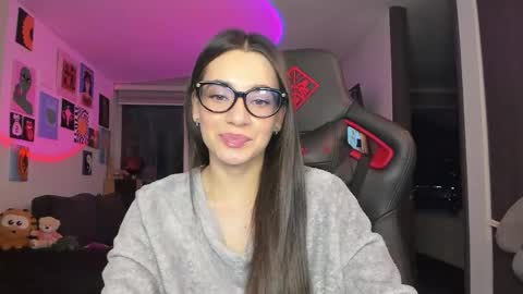 Jeimy Help me to reach 100 thumbs up online show from 04/08/26, 01:05