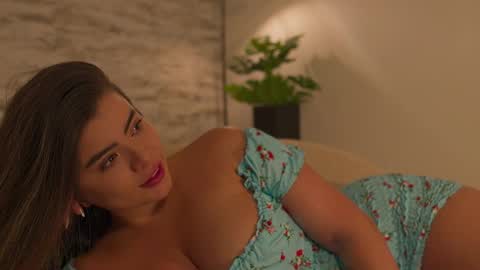 luu online show from 04/05/26, 10:40