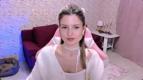 Snapshot of julie_flores chatting on 12/30/24, 03:24 Julie online show from 12/30/24, 03:24