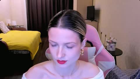 Snapshot of julie_flores chatting on 02/13/26, 04:58 Julie online show from 02/13/26, 04:58