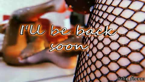 Snapshot of julie_flores chatting on 02/14/26, 05:04 Julie online show from 02/14/26, 05:04