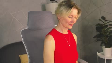 Julie Lucasss online show from 03/17/26, 12:59