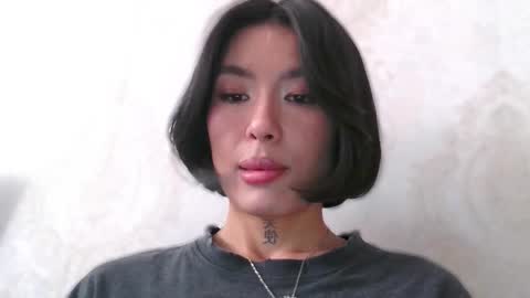 julie_turner_ online show from 10/24/25, 10:44