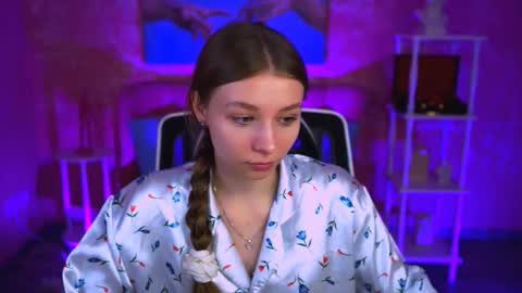 Snapshot of juliedaniel chatting on 09/22/25, 08:05 juliedaniel online show from 09/22/25, 08:05