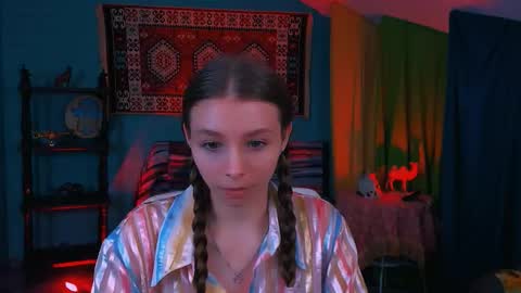 Snapshot of juliedaniel chatting on 09/23/25, 04:26 juliedaniel online show from 09/23/25, 04:26