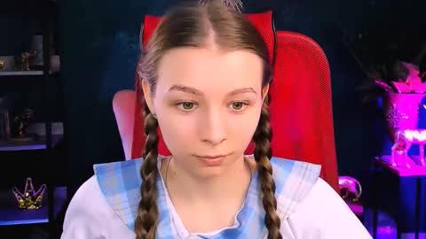 Snapshot of juliedaniel chatting on 11/11/25, 04:45 juliedaniel online show from 11/11/25, 04:45