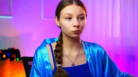 juliedaniel online show from 02/05/26, 06:40