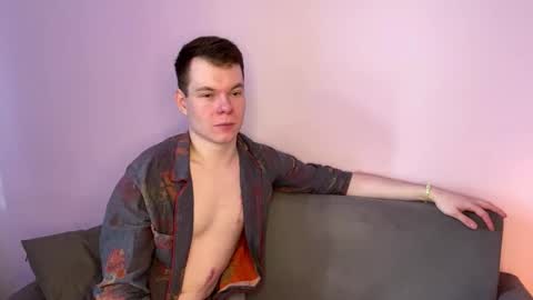 Julie and Thomas online show from 03/28/26, 07:08