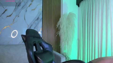 Julien online show from 04/17/26, 01:58