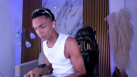 Julien online show from 04/22/26, 11:45