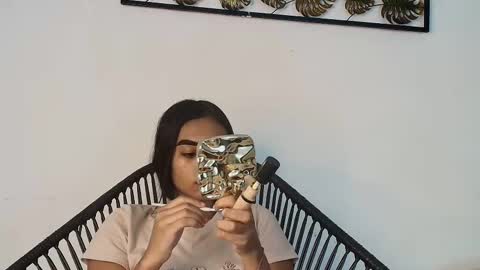 Snapshot of julieta_aguilar chatting on 10/03/25, 07:22 Juli online show from 10/03/25, 07:22