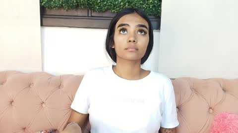 Juli online show from 04/21/26, 07:06