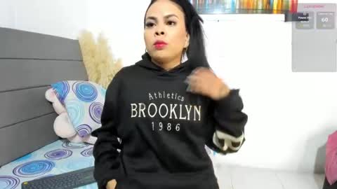 Julieta  online show from 06/25/26, 10:09