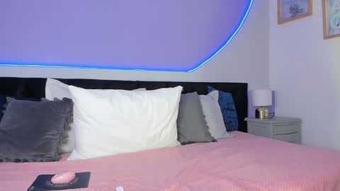 Julieta  online show from 02/06/25, 11:54