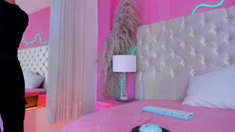 Julieta  online show from 03/31/26, 11:43