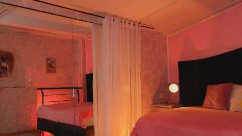 Julieta  online show from 04/23/26, 12:29