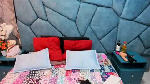 Julieta online show from 07/24/26, 03:59