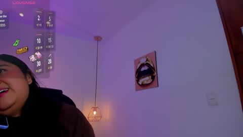 Snapshot of julieta_miller01 chatting on 10/05/25, 12:03 Julieta Mille online show from 10/05/25, 12:03