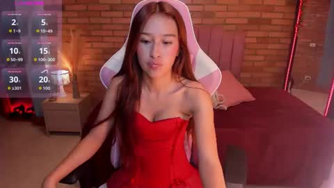 Snapshot of julieta_moretti chatting on 06/19/26, 03:00 Julieta online show from 06/19/26, 03:00