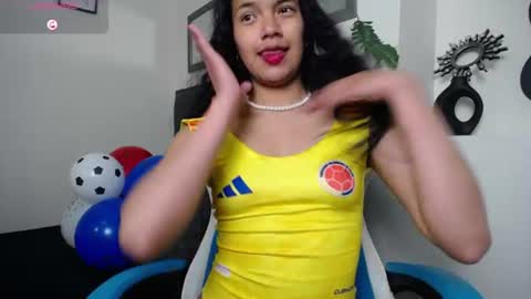 Julieta online show from 06/12/26, 04:00