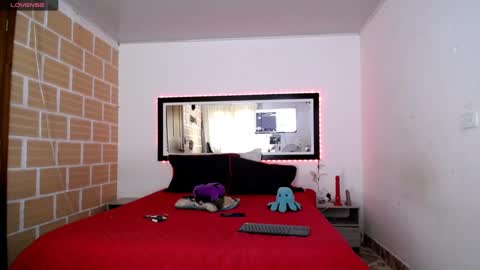 Julieta Rodriguez online show from 09/20/25, 02:18