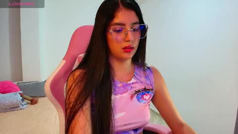 julieta_rose19 online show from 04/16/26, 12:33