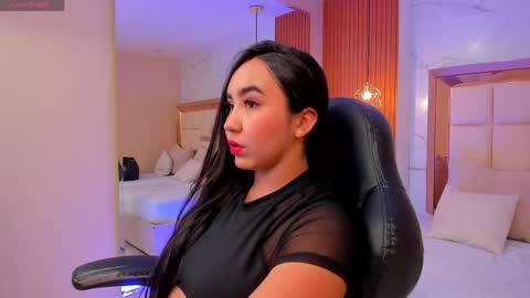 Snapshot of julieta_rose__ chatting on 05/02/26, 09:53 online show from 05/02/26, 09:53