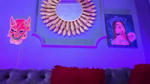  Julieta  online show from 02/15/25, 12:15