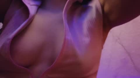  Julieta  online show from 12/03/25, 11:30