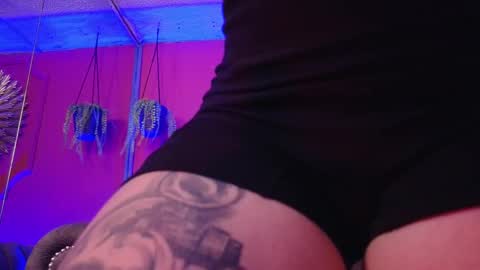  Julieta  online show from 02/04/26, 12:00