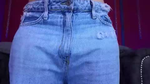  Julieta  online show from 03/13/26, 12:01